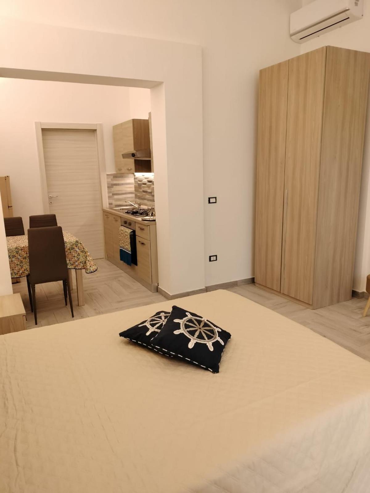 Acquazzurra Affittacamere Torre Lapillo Habitación foto